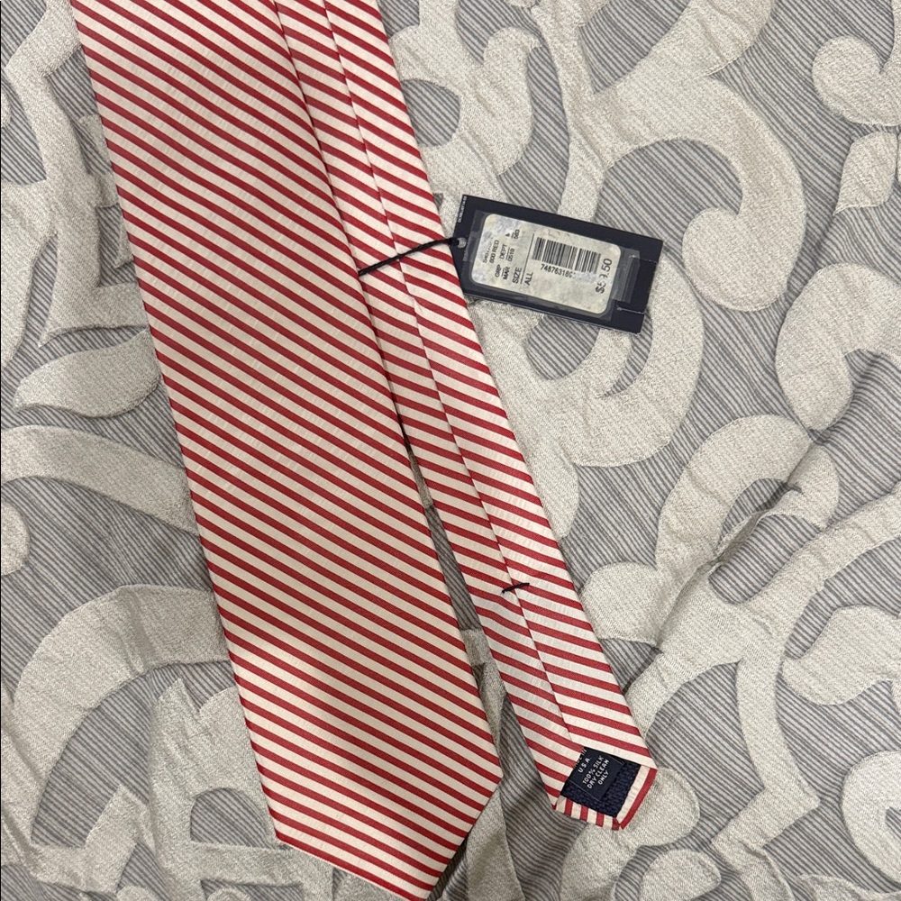 Daniel Cremieux Red and White Diagonal Striped Tie